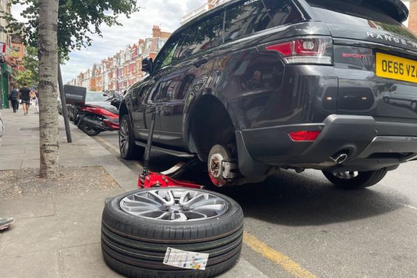 Tyre Fitting Service